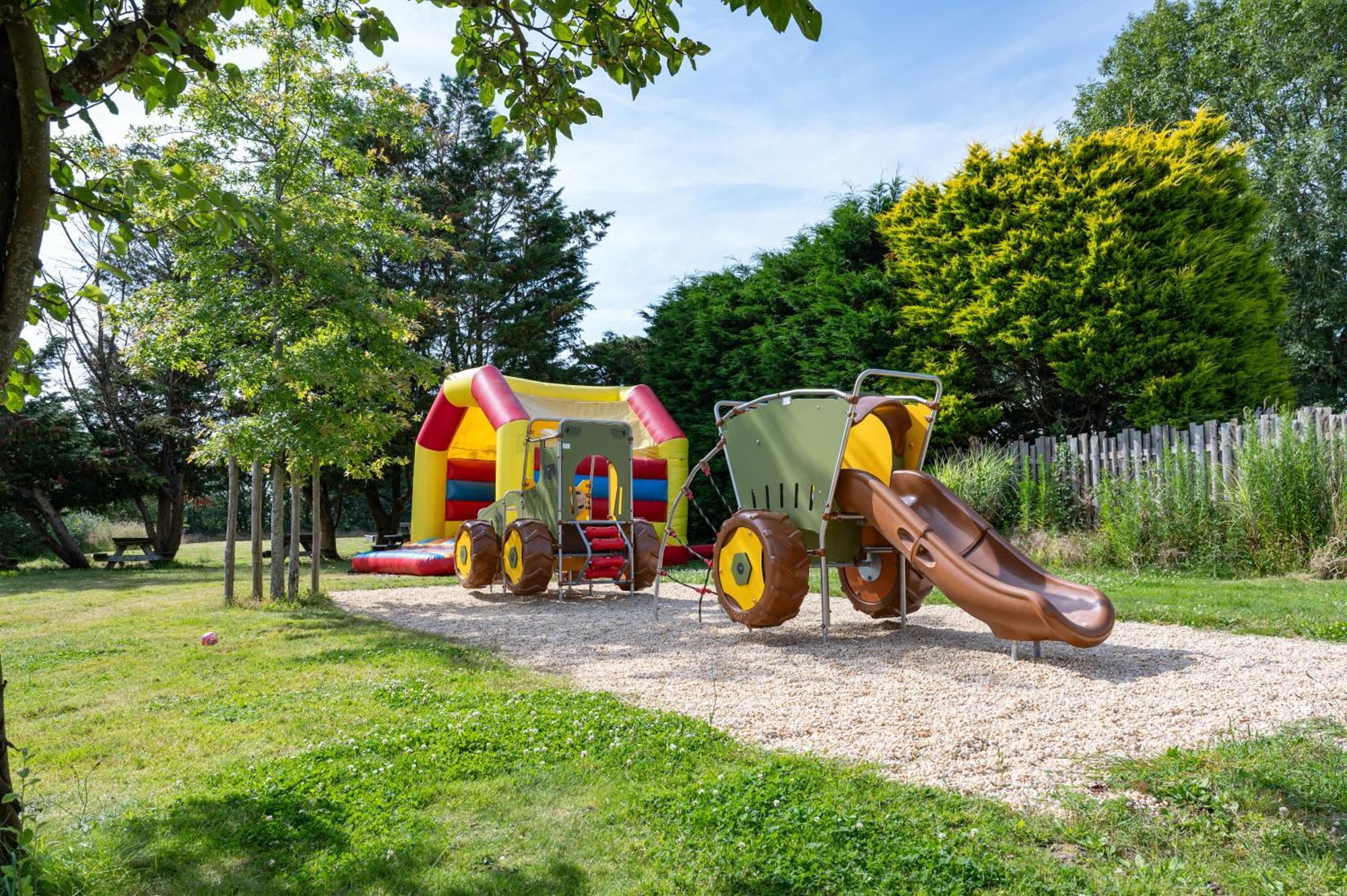 Camping Rcn La Ferme Du Latois Coex Luaran gambar
